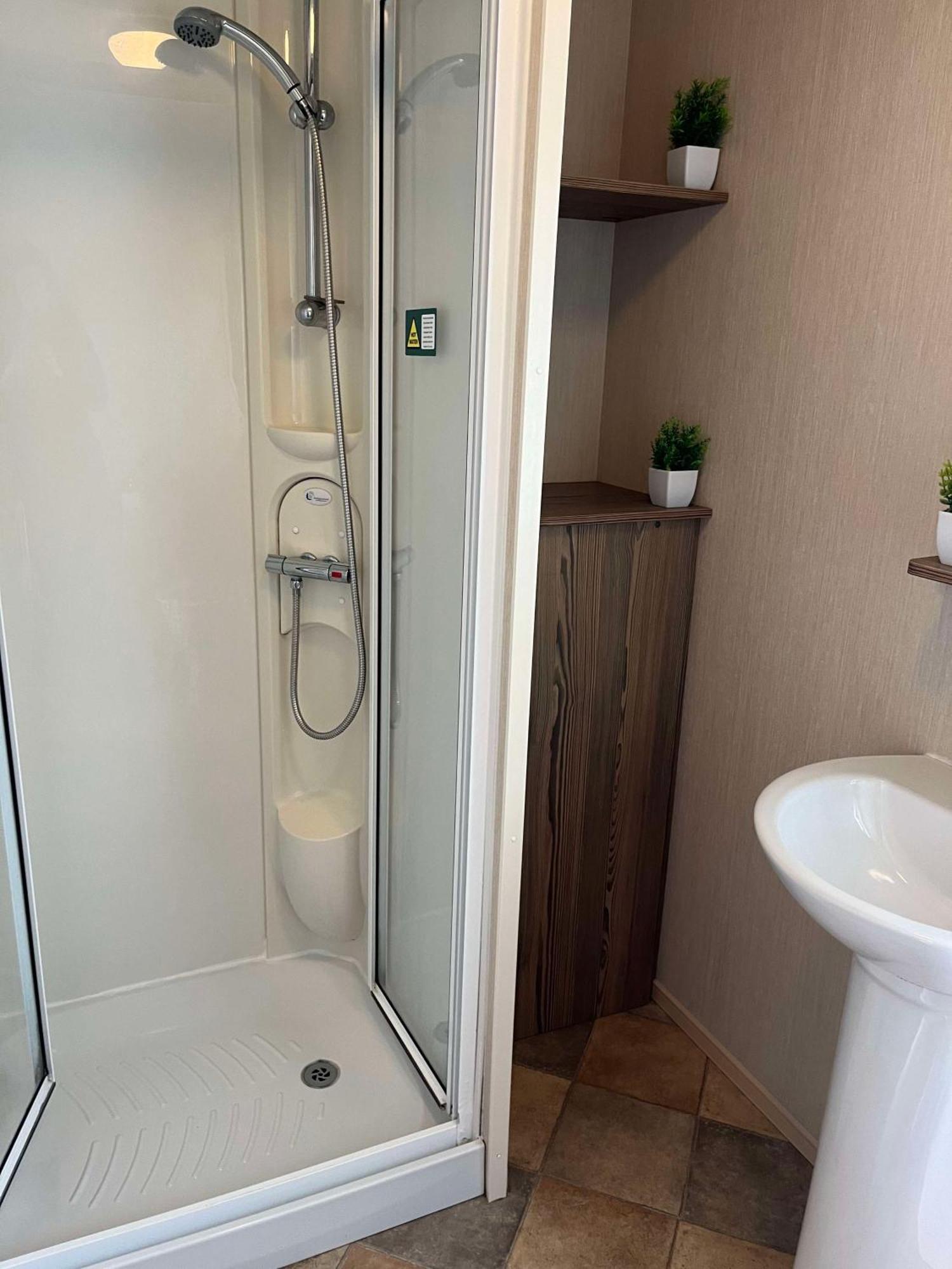 275 - Butlins Skegness, Pet Friendly And Wifi - Meadow Lakes Caravan & Lodge Hire Ingoldmells Zewnętrze zdjęcie